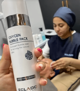 نمونه پاکسازی پوست کلینیک زیبایی کاژه