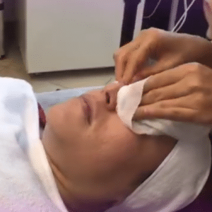 نظر کاربر اینستاگرام (کلینیک زیبایی ژینو)