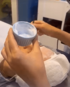 نظر کاربر اینستاگرام (کلینیک زیبایی ژینو)