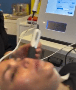 نظر کاربر اینستاگرام (کلینیک زیبایی ژینو)