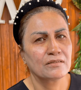 نمونه پاکسازی پوست مرکز زیبایی نیلوفر